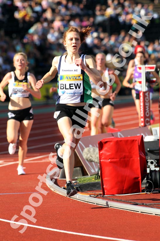 Catherine Blew, Women's 3000 metres Under-20s, 2011 Aviva London Grand Prix